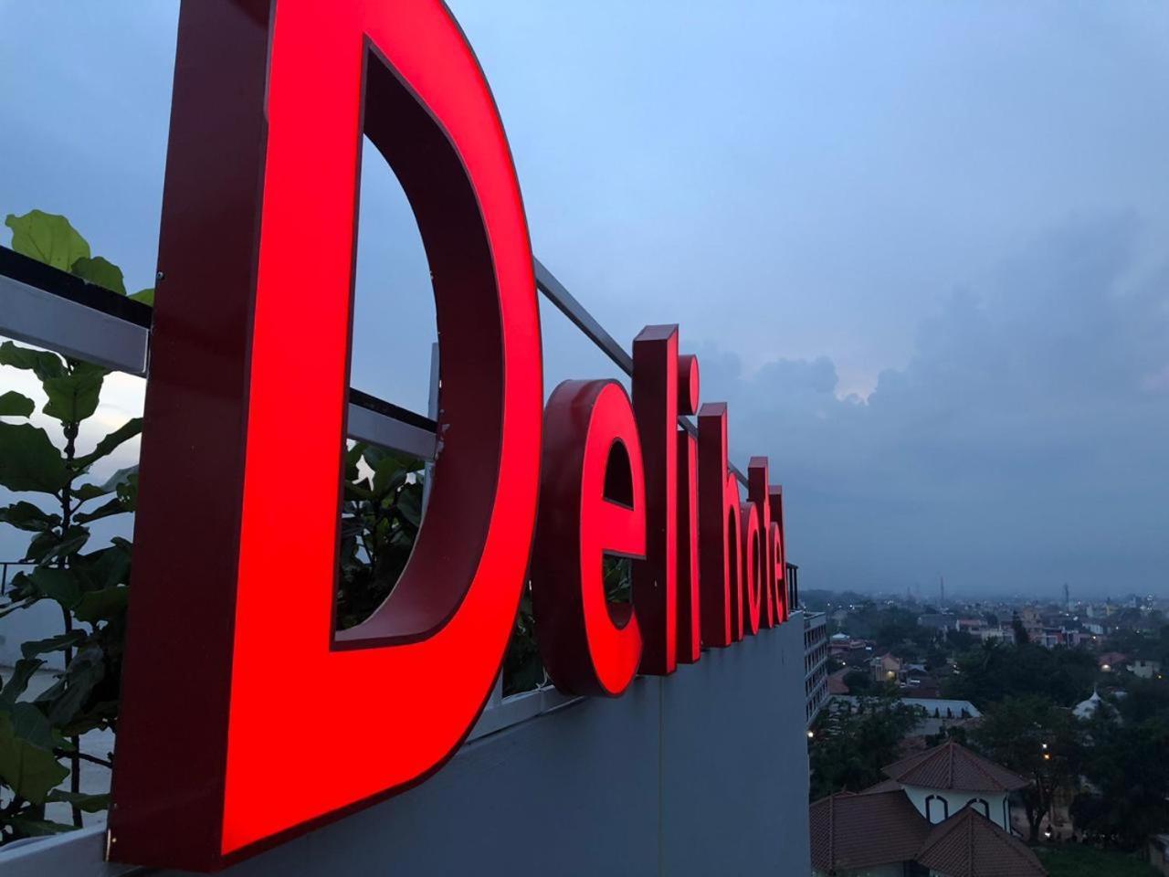 Deli Hotel Medan Luaran gambar