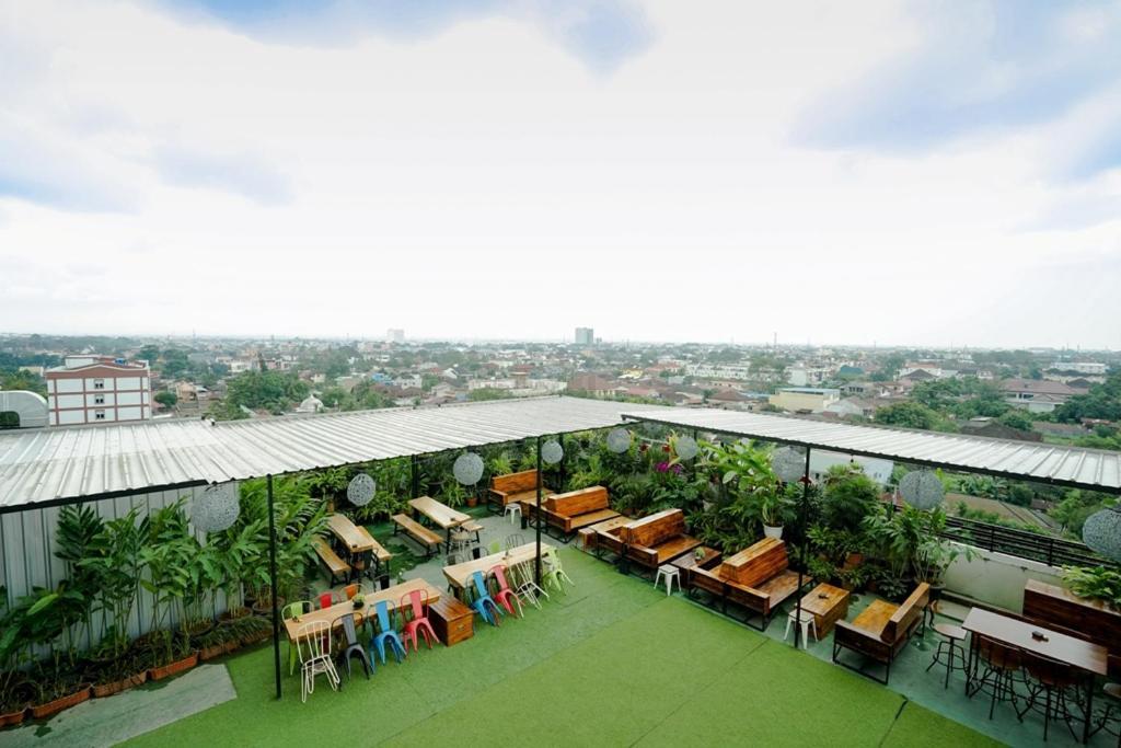 Deli Hotel Medan Luaran gambar